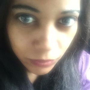 Meet your Posher, Candice